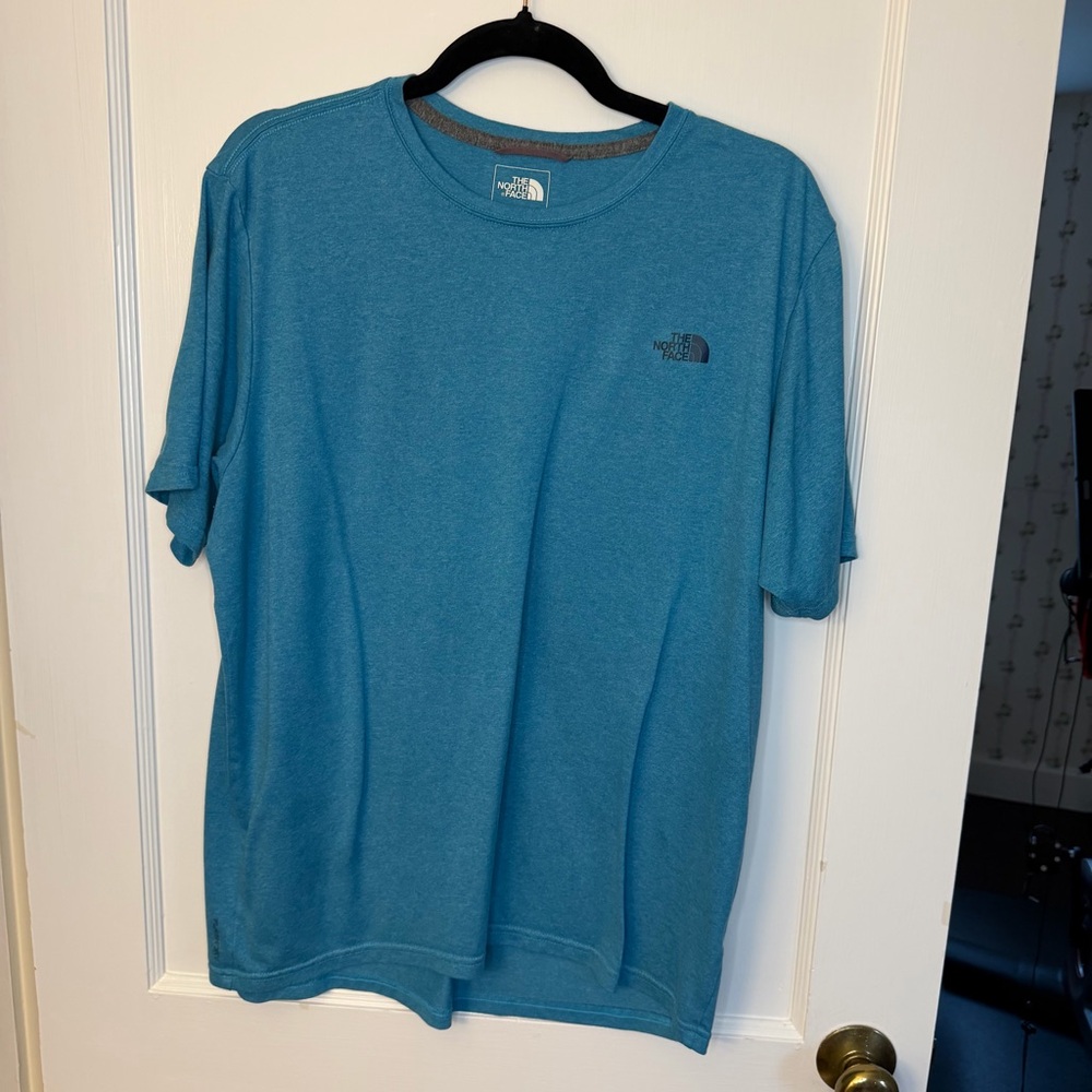 The North Face Men's Blue Polyester Crew Neck T-Shirt Short Sleeve L